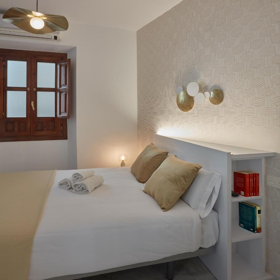 Qh Reyes Catolicos Apartment Granada Ngoại thất bức ảnh