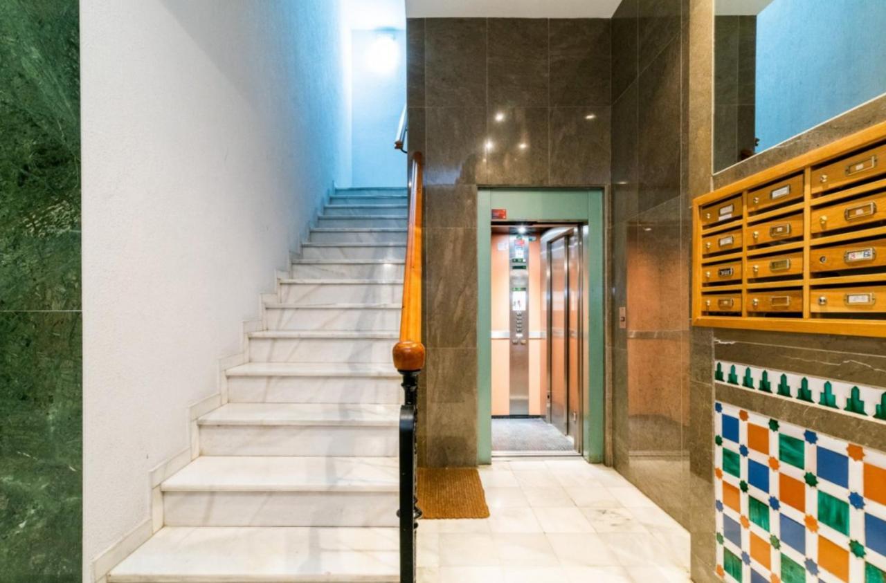Qh Reyes Catolicos Apartment Granada Ngoại thất bức ảnh